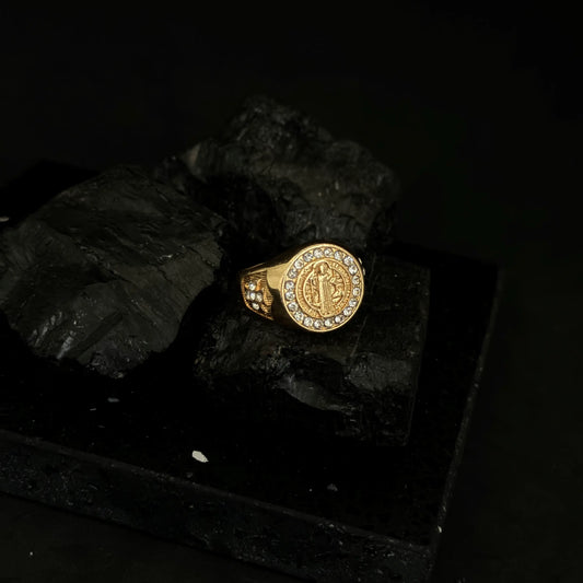 Anillo de Caballero Con Diseño De San Benito Con Piedras Cristal + Envío Gratis