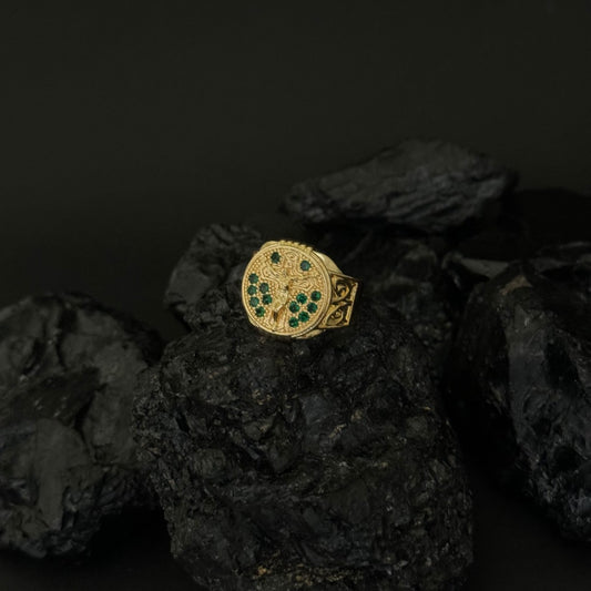 Anillo De Caballero De Crucifijo De Piedras Verdes + Envío Gratis